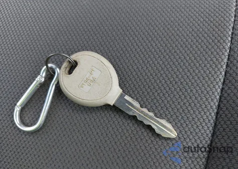 2005 Dodge Magnum Se из США, поврежденный, VIN 2D4FV48V55H680129